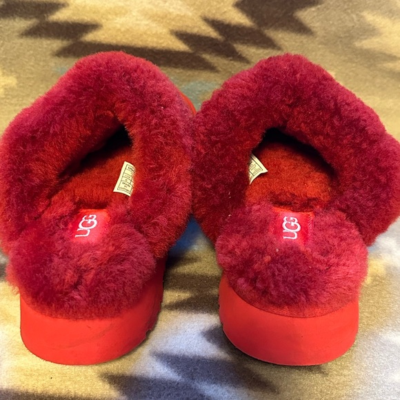 UGG Disqette Platform Slipper Red 6 - Picture 3 of 6